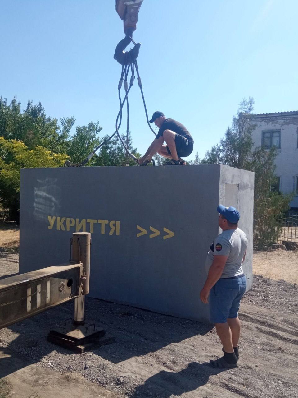 У Борозенській громаді встановили п’ять нових мобільних укриттів